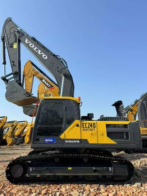 VOLVO EC240 - Ekskavator perayap: gambar 1 VOLVO EC240 - Ekskavator perayap: gambar 1