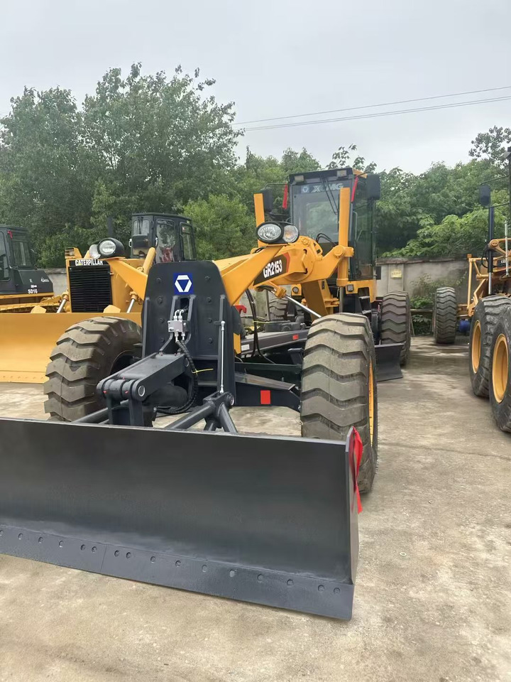 XCMG GR2153 - Pemadat: gambar 3 XCMG GR2153 - Pemadat: gambar 3