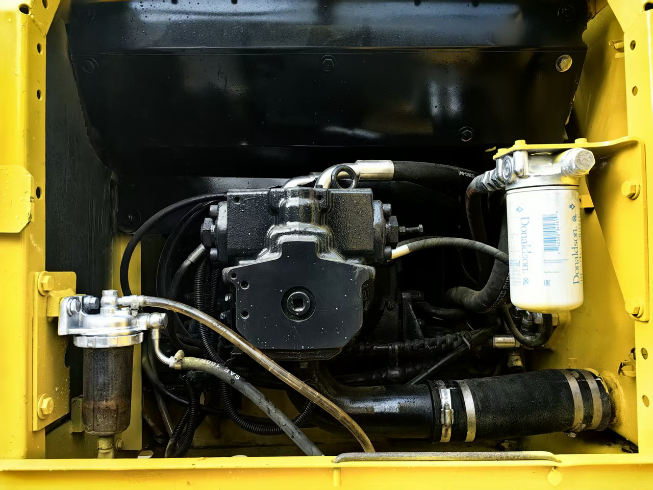 Komatsu pc200-7 - Ekskavator perayap: gambar 3 Komatsu pc200-7 - Ekskavator perayap: gambar 3