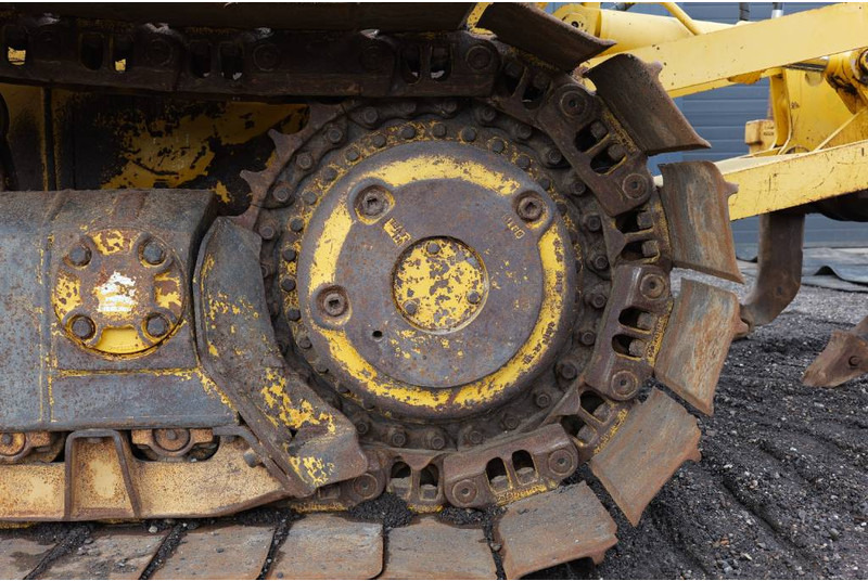 Leasing Komatsu D 65 PX-15 E0 ripper - manual engine - 388cm wide Komatsu D 65 PX-15 E0 ripper - manual engine - 388cm wide: gambar 12