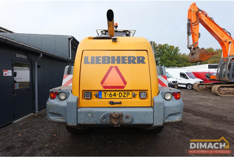 Liebherr L556 Like new!! Airco, quick coupler, skeleton bucket with teeths - Loader konstruksi: gambar 3 Liebherr L556 Like new!! Airco, quick coupler, skeleton bucket with teeths - Loader konstruksi: gambar 3