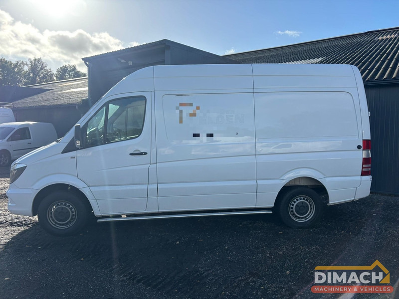 Mercedes-Benz Sprinter Sprinter 216 L2H2 trekhaak , accident - unfall - rechterkant flink plaatschade, technisch perfect - Van kecil: gambar 5 Mercedes-Benz Sprinter Sprinter 216 L2H2 trekhaak , accident - unfall - rechterkant flink plaatschade, technisch perfect - Van kecil: gambar 5