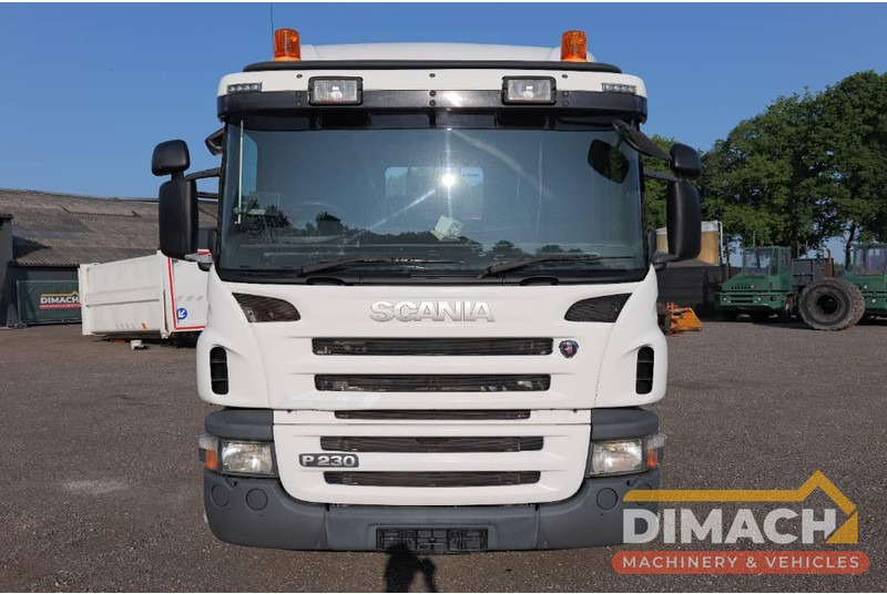 Scania P230 P 230 Euro 5 6x2*4 TOP!! Retarder right hand steer - Truk sasis: gambar 3 Scania P230 P 230 Euro 5 6x2*4 TOP!! Retarder right hand steer - Truk sasis: gambar 3
