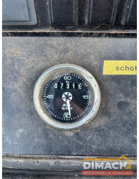 Sisu Terminal Volvo 6 cilinder Penta engine, TOP! Low hours! ( Terberg - Kalmar ) - Tractor head: gambar 4 Sisu Terminal Volvo 6 cilinder Penta engine, TOP! Low hours! ( Terberg - Kalmar ) - Tractor head: gambar 4