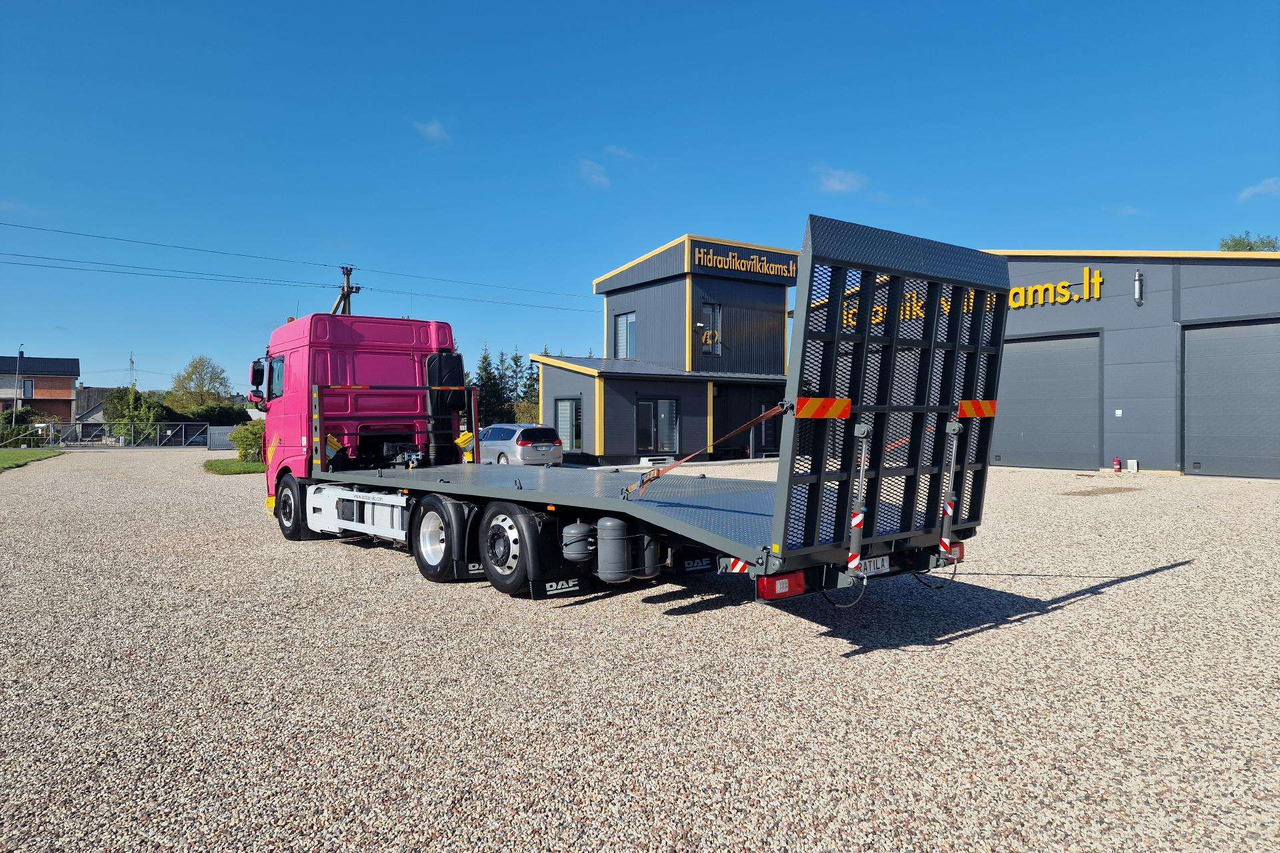 DAF XF 460 - Truk pengangkut mobil: gambar 5 DAF XF 460 - Truk pengangkut mobil: gambar 5