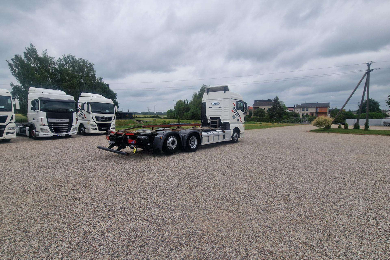 MAN TGX 26.420 - Pengangkut kontainer/ Container truck: gambar 4 MAN TGX 26.420 - Pengangkut kontainer/ Container truck: gambar 4