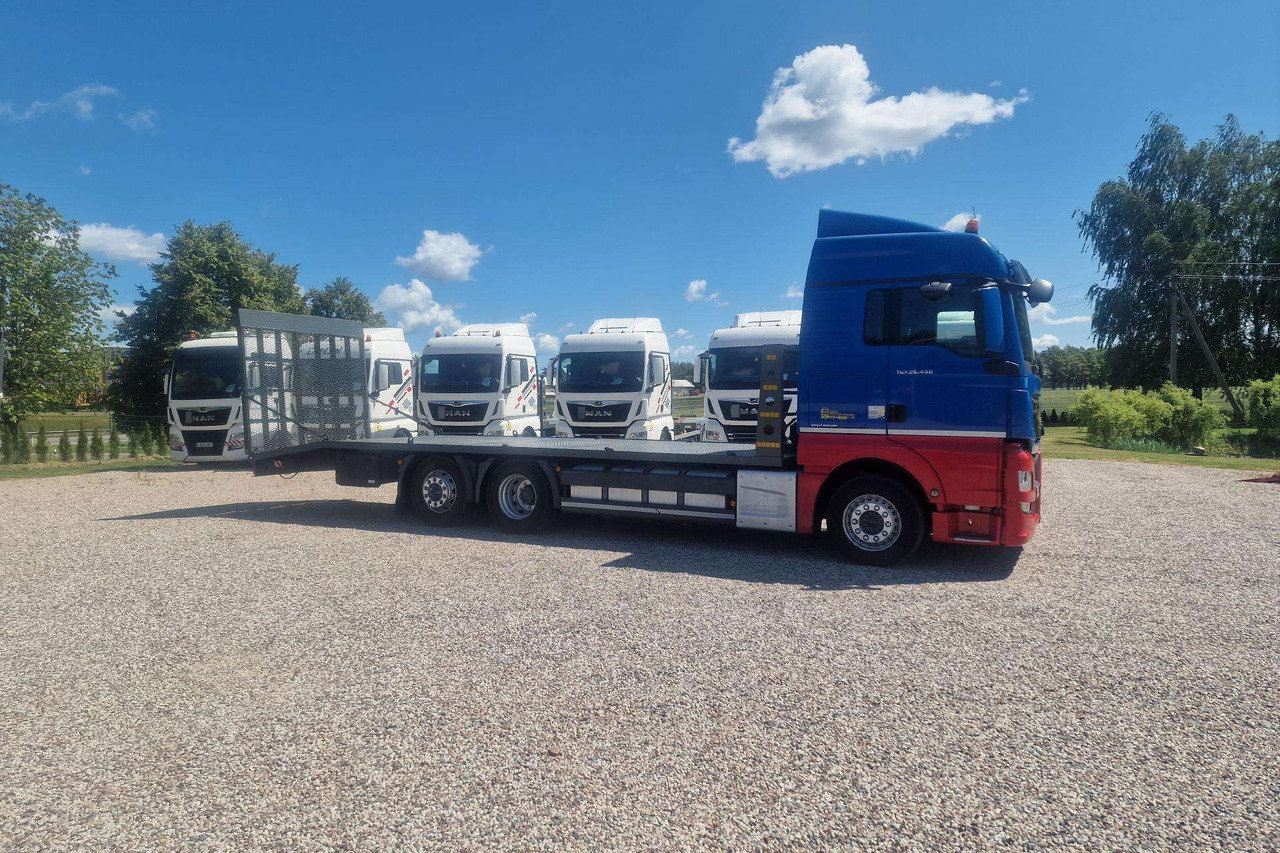 MAN TGX 26.440 - Truk pengangkut mobil: gambar 3 MAN TGX 26.440 - Truk pengangkut mobil: gambar 3