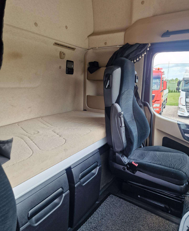Truk pengangkut mobil Mercedes-Benz Actros 25.43: gambar 13