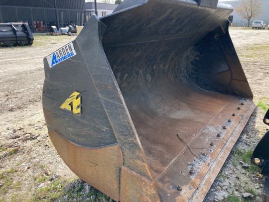 GODET ARDEN POUR CHARGEUSE CASE 921 G - Ember: gambar 2 GODET ARDEN POUR CHARGEUSE CASE 921 G - Ember: gambar 2