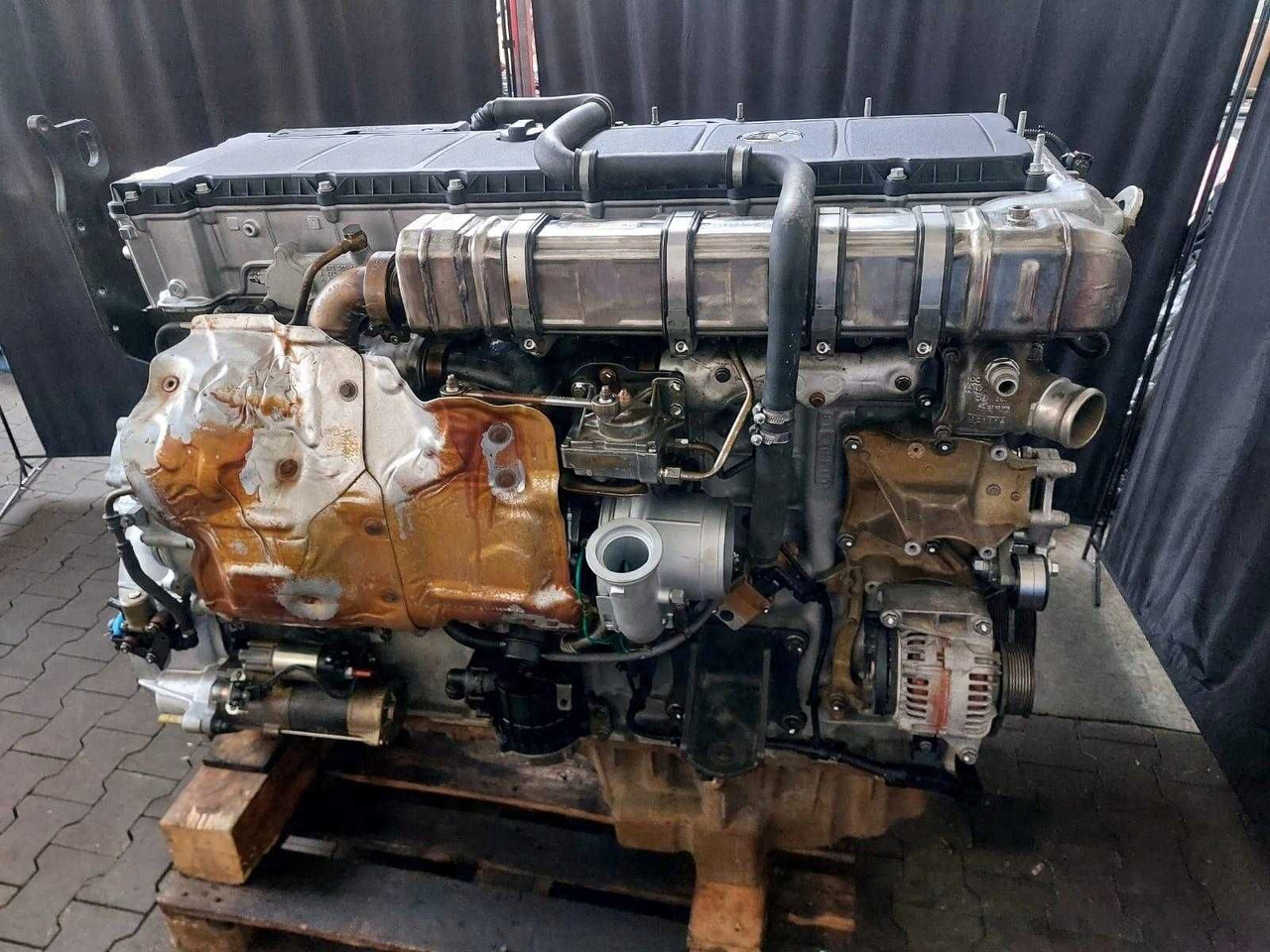 Silnik Mercedes OM 473 mp4 Setra Class Jaguar MTU Holmer ROPA Wirtgen - Mesin: gambar 1 Silnik Mercedes OM 473 mp4 Setra Class Jaguar MTU Holmer ROPA Wirtgen - Mesin: gambar 1