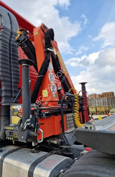 Volvo FH12 420 - Tractor head: gambar 5 Volvo FH12 420 - Tractor head: gambar 5