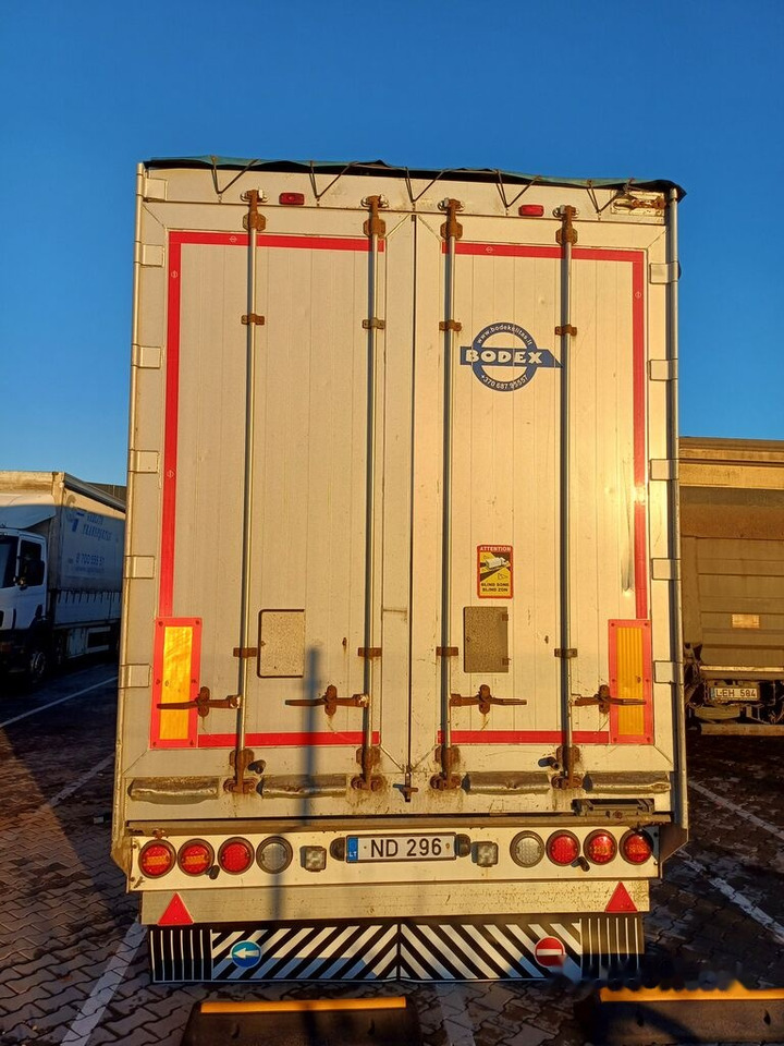 Bodex KIS3F - Semi-trailer dengan lantai berjalan: gambar 2 Bodex KIS3F - Semi-trailer dengan lantai berjalan: gambar 2