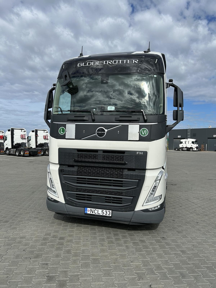 VOLVO FH D13 - Tractor head: gambar 1 VOLVO FH D13 - Tractor head: gambar 1