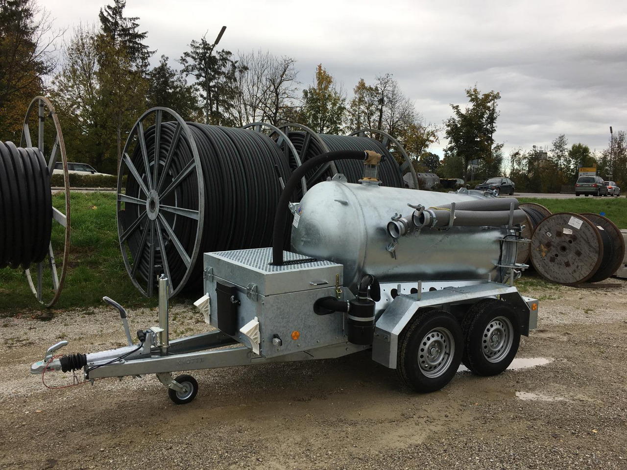 M-Vac 1500 / vacuum system for absorb mud and liquids - Truk vakum: gambar 1 M-Vac 1500 / vacuum system for absorb mud and liquids - Truk vakum: gambar 1