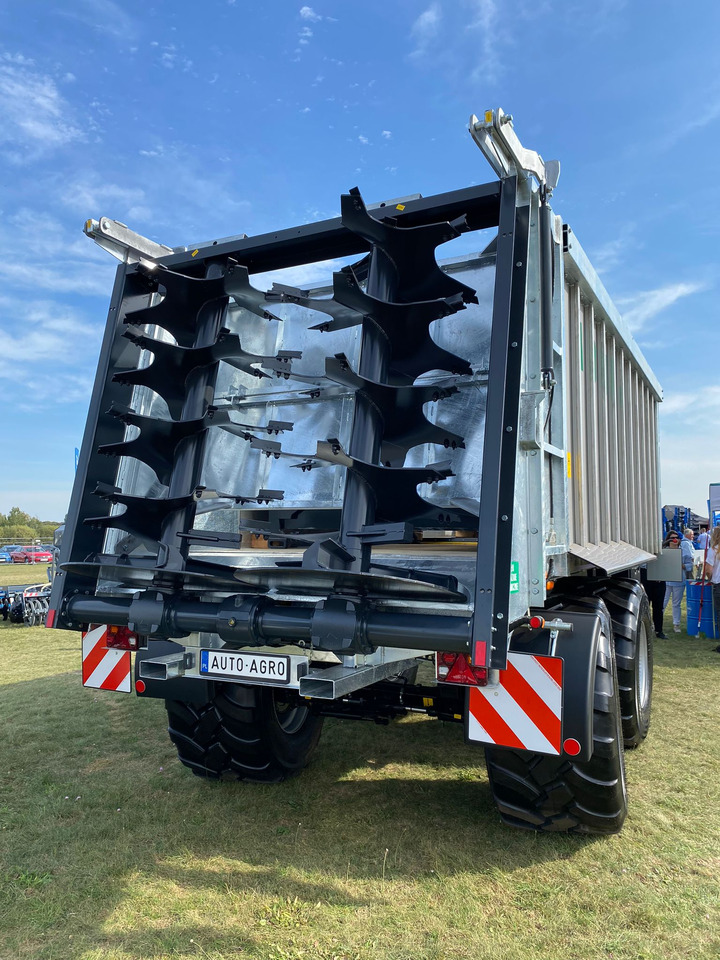 Auto-Agro Miststreuer / Manure spreader / Epandeur à fumier / Rimorchio spandiconcime / Abonadora / Разбрасыватель органических удобрений / Rozrzutnik obornika Tandem N268 - Penyebar kotoran: gambar 5 Auto-Agro Miststreuer / Manure spreader / Epandeur à fumier / Rimorchio spandiconcime / Abonadora / Разбрасыватель органических удобрений / Rozrzutnik obornika Tandem N268 - Penyebar kotoran: gambar 5