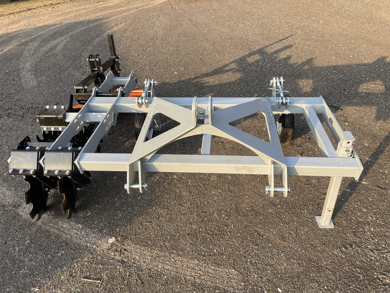 Berrypark Roll- und Fingerhacke / Orchard Weeder / Sarcleuse arboricole / Pielnik sadowniczy - Petani: gambar 3 Berrypark Roll- und Fingerhacke / Orchard Weeder / Sarcleuse arboricole / Pielnik sadowniczy - Petani: gambar 3