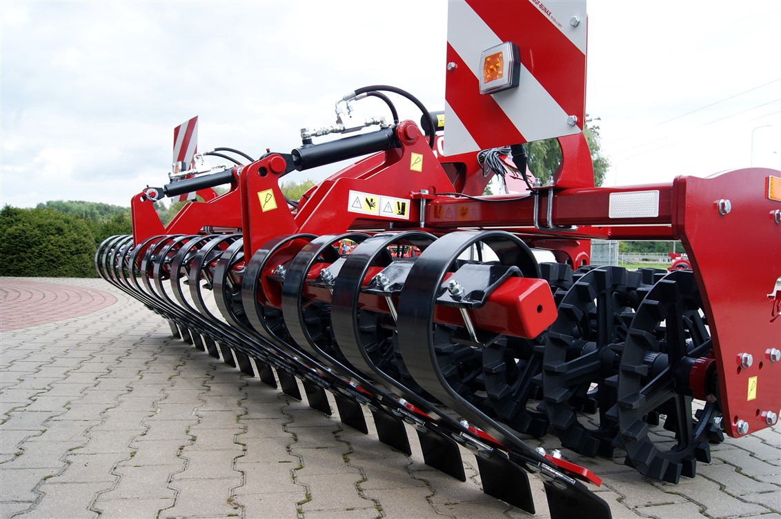 Lupus Crosskillwalze / Crosskill roller / Rouleau tandem avant Crosskill / Rodillo tándem delantero Wał przedni tandem Crosskill 3 m - Rol pertanian: gambar 3 Lupus Crosskillwalze / Crosskill roller / Rouleau tandem avant Crosskill / Rodillo tándem delantero Wał przedni tandem Crosskill 3 m - Rol pertanian: gambar 3