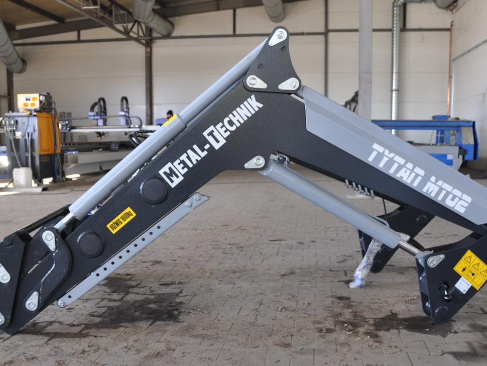 METAL-TECHNIK Frontlader / Front loader / Chargeur frontal / Caricatore frontale / Cargador fronta / Фронтальный погрузчик / Ładowacz czołowy Tytan MT-02 - Pemuat depan untuk traktor untuk Lampiran: gambar 4 METAL-TECHNIK Frontlader / Front loader / Chargeur frontal / Caricatore frontale / Cargador fronta / Фронтальный погрузчик / Ładowacz czołowy Tytan MT-02 - Pemuat depan untuk traktor untuk Lampiran: gambar 4