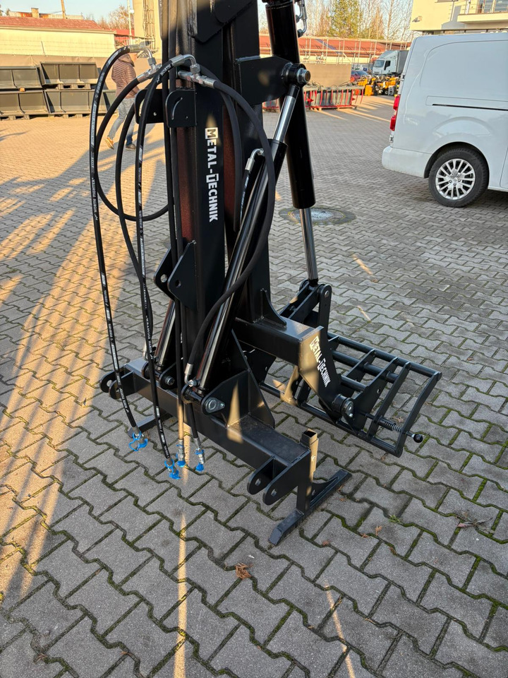 Metal-Technik Hecklader / Three-point loader / Chargeur 3 points / Cargador trasero / Caricatore posteriore / Погрузчик с задней стойкой / Ładowacz na tylny TUZ - Pemuat depan untuk traktor untuk Traktor: gambar 5 Metal-Technik Hecklader / Three-point loader / Chargeur 3 points / Cargador trasero / Caricatore posteriore / Погрузчик с задней стойкой / Ładowacz na tylny TUZ - Pemuat depan untuk traktor untuk Traktor: gambar 5