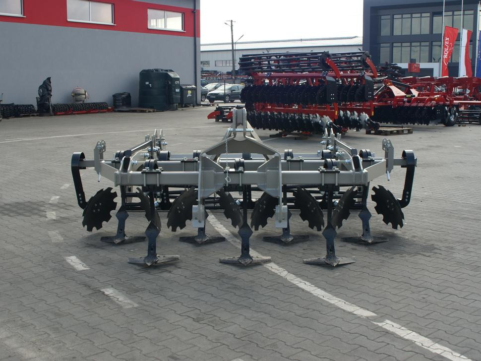 ROLEX Flügelschargrubber / Stubble cultivator / Dechaumeur à dents / Стерневой культиватор / Agregat podorywkowy 3 m - Petani: gambar 3 ROLEX Flügelschargrubber / Stubble cultivator / Dechaumeur à dents / Стерневой культиватор / Agregat podorywkowy 3 m - Petani: gambar 3