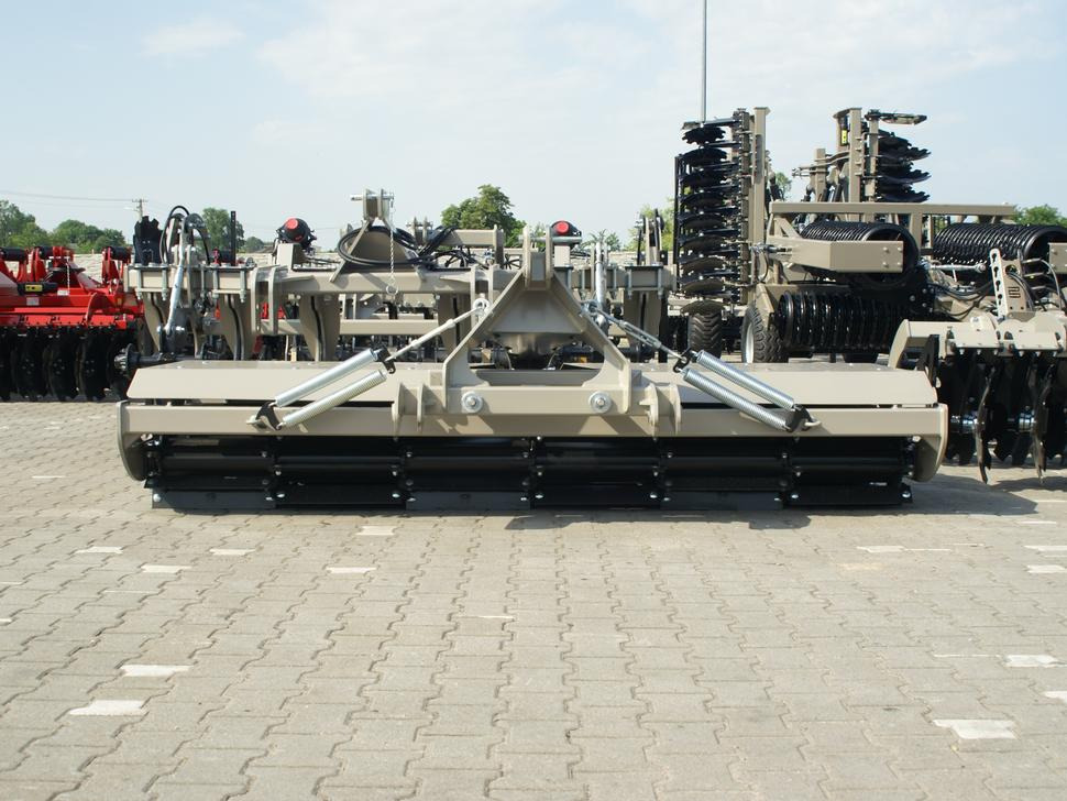 ROLEX Messerwalze / Knife roller cutter / Rouleau couteau / Rullo a coltelli / Каток ножничного типа тандем передний / Wał nożowy cutter tandem front 3 m - Rol pertanian: gambar 4 ROLEX Messerwalze / Knife roller cutter / Rouleau couteau / Rullo a coltelli / Каток ножничного типа тандем передний / Wał nożowy cutter tandem front 3 m - Rol pertanian: gambar 4