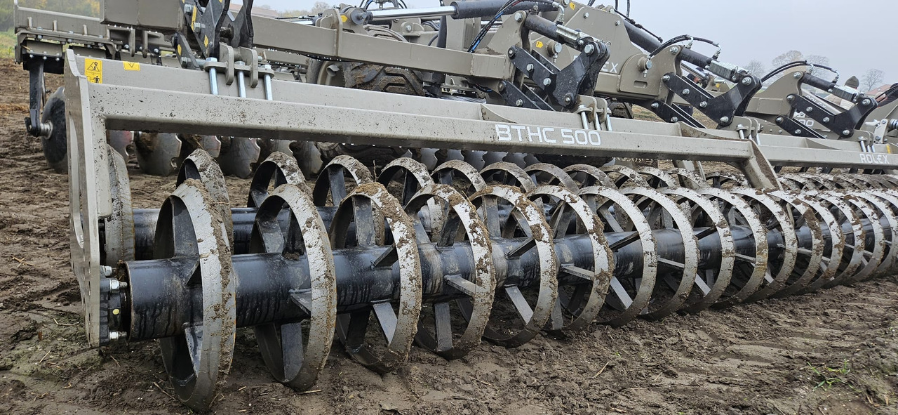 ROLEX Scheibenegge / Hydraulic discs harrow / Dechaumeur à disques / Erpice a dischi / Grada de discos / Дисковая борона / Brona talerzowa 5 m - Garu cakram: gambar 3 ROLEX Scheibenegge / Hydraulic discs harrow / Dechaumeur à disques / Erpice a dischi / Grada de discos / Дисковая борона / Brona talerzowa 5 m - Garu cakram: gambar 3