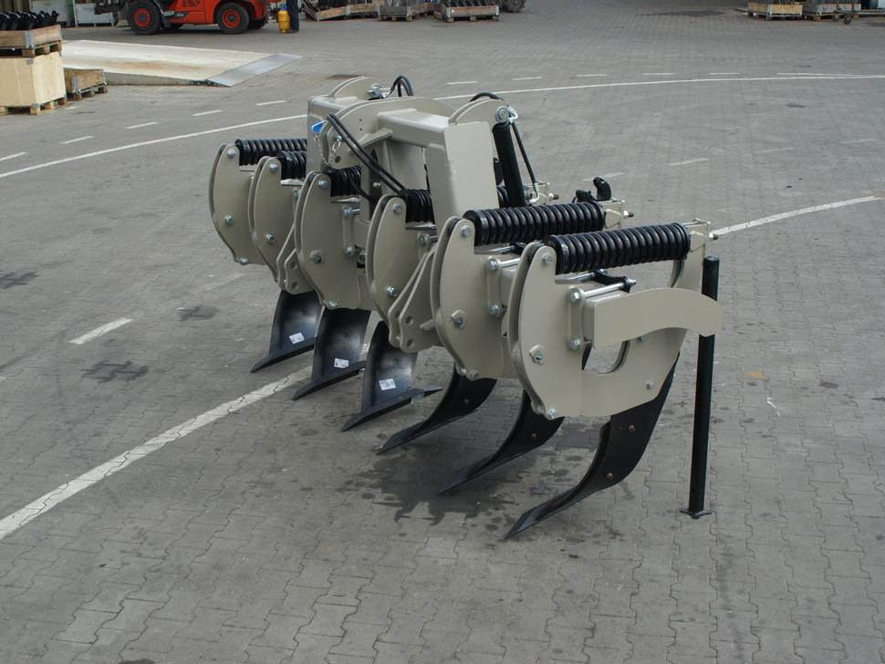 ROLEX Tiefenlockerer / Subsoiler / Décompacteur / Dissodatori / Subsolador / Глубокорыхлитель / Głębosz 3 m - Bajak subsoil: gambar 3 ROLEX Tiefenlockerer / Subsoiler / Décompacteur / Dissodatori / Subsolador / Глубокорыхлитель / Głębosz 3 m - Bajak subsoil: gambar 3