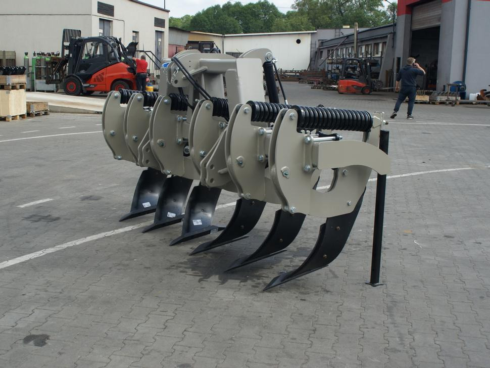 ROLEX Tiefenlockerer / Subsoiler / Décompacteur / Dissodatori / Subsolador / Глубокорыхлитель / Głębosz 3 m - Bajak subsoil: gambar 2 ROLEX Tiefenlockerer / Subsoiler / Décompacteur / Dissodatori / Subsolador / Глубокорыхлитель / Głębosz 3 m - Bajak subsoil: gambar 2