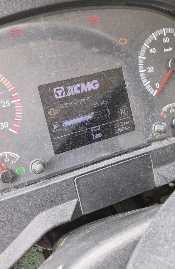 XCMG XCMG  - Derek bergerak: gambar 2 XCMG XCMG  - Derek bergerak: gambar 2