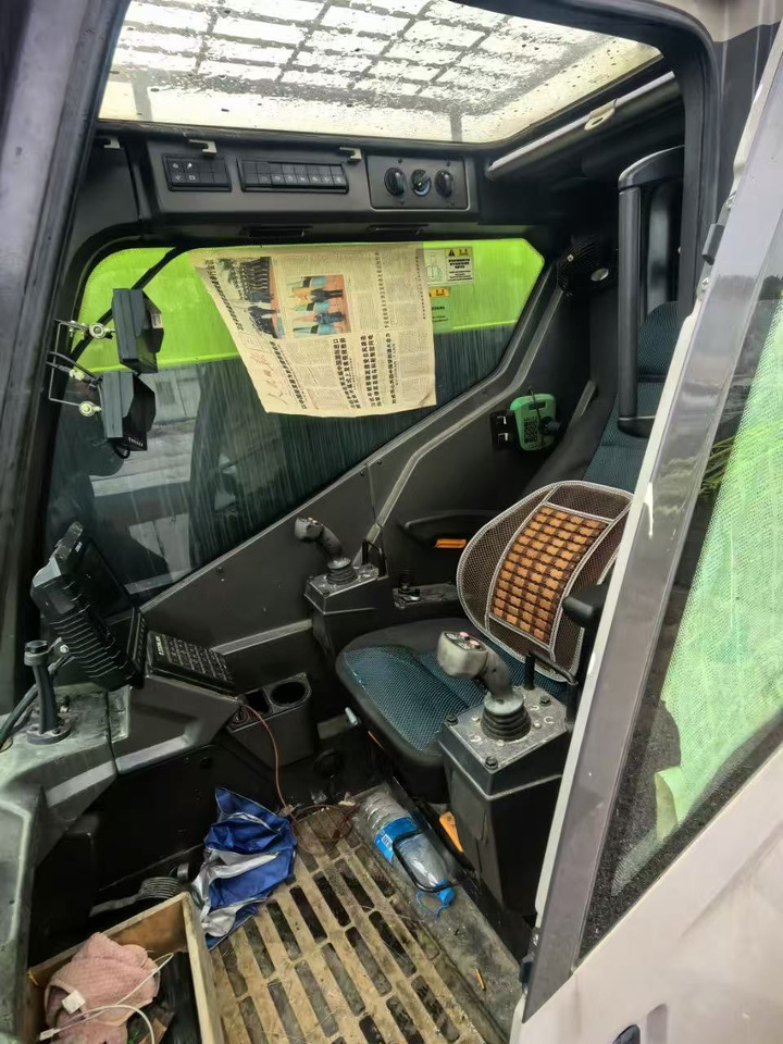 ZOOMLION 200E7 - Derek semua medan: gambar 5 ZOOMLION 200E7 - Derek semua medan: gambar 5