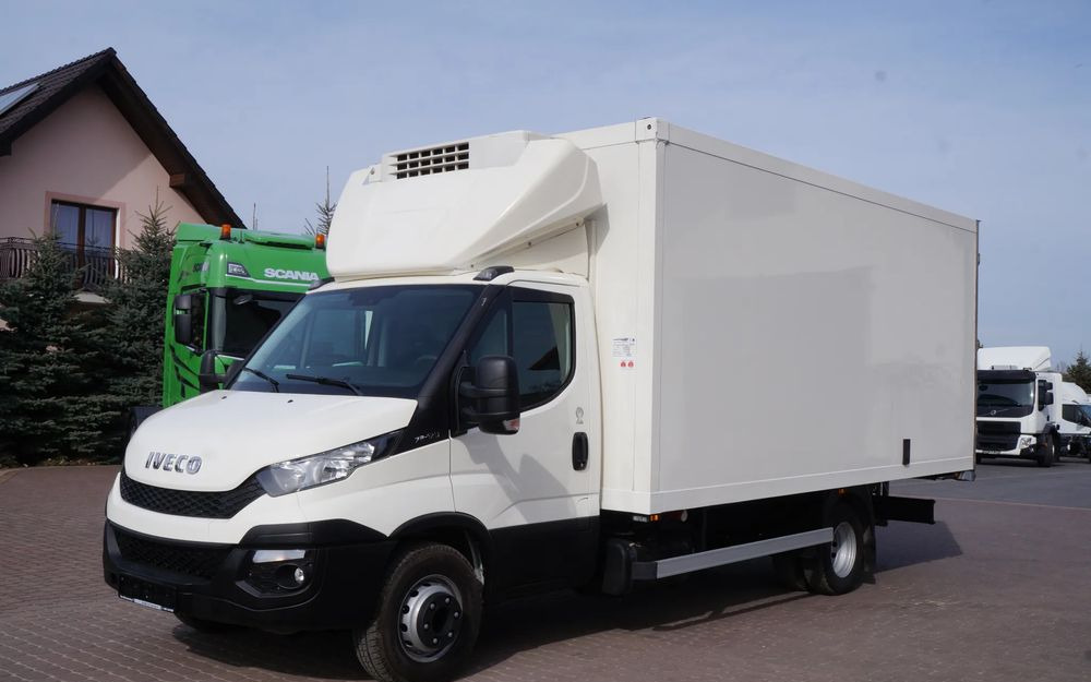 Iveco DAILY 70c17 CHŁODNIA 5 m Thermo king V-500 MAX Wzorowy Stan - Truk berpendingin: gambar 1 Iveco DAILY 70c17 CHŁODNIA 5 m Thermo king V-500 MAX Wzorowy Stan - Truk berpendingin: gambar 1