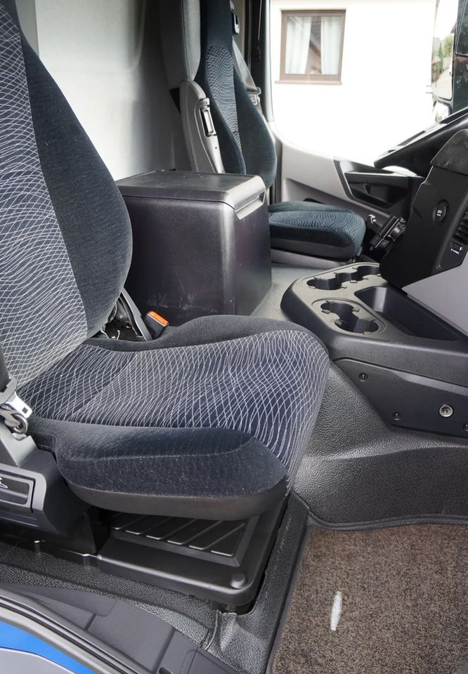 Truk sasis Mercedes-Benz ANTOS 1824 ACTROS EURO 6 RAMA DO ZABUDOWY ROZSTAW OSI 3.80M ANTOS 1830 1827: gambar 17