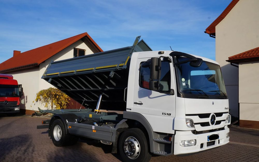 Mercedes-Benz ATEGO 1518 EURO 5 WYWROTKA 3 STRONNA KIPER 1524 - Truk jungkit: gambar 2 Mercedes-Benz ATEGO 1518 EURO 5 WYWROTKA 3 STRONNA KIPER 1524 - Truk jungkit: gambar 2