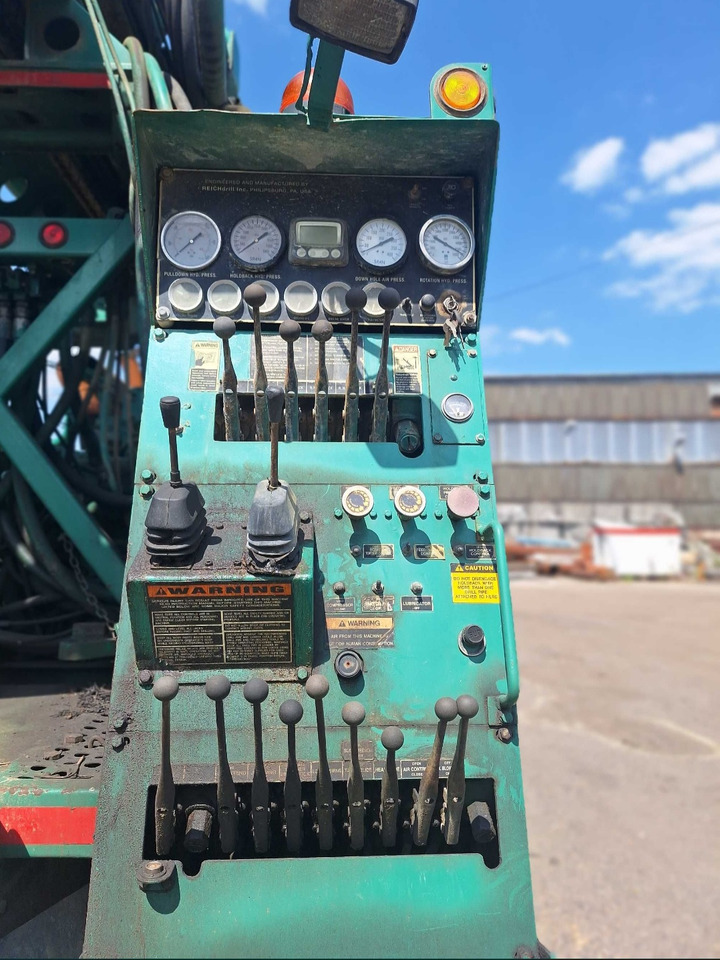 Rechdrill T650 - Anjungan pengeboran: gambar 2 Rechdrill T650 - Anjungan pengeboran: gambar 2