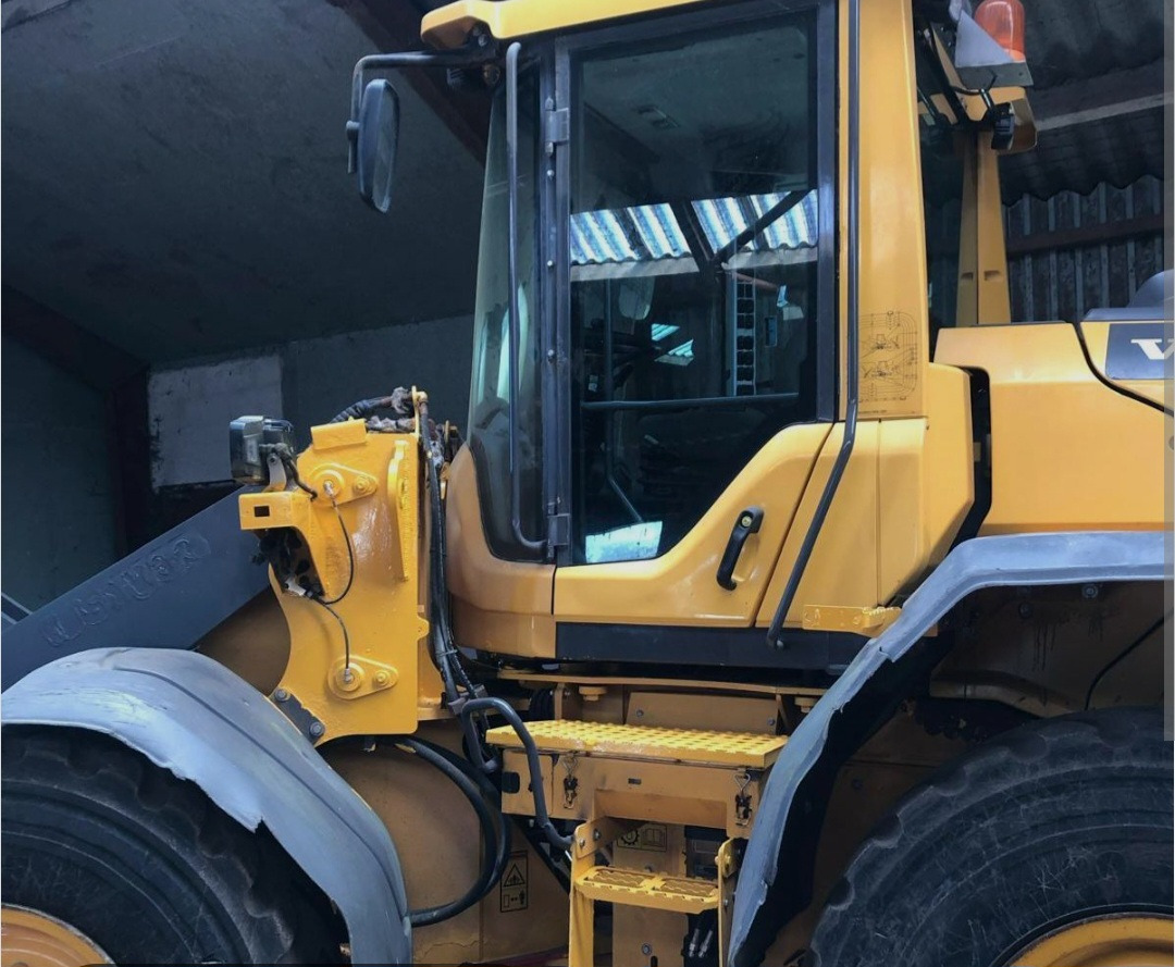 Volvo L90h - Wheel loader: gambar 4 Volvo L90h - Wheel loader: gambar 4
