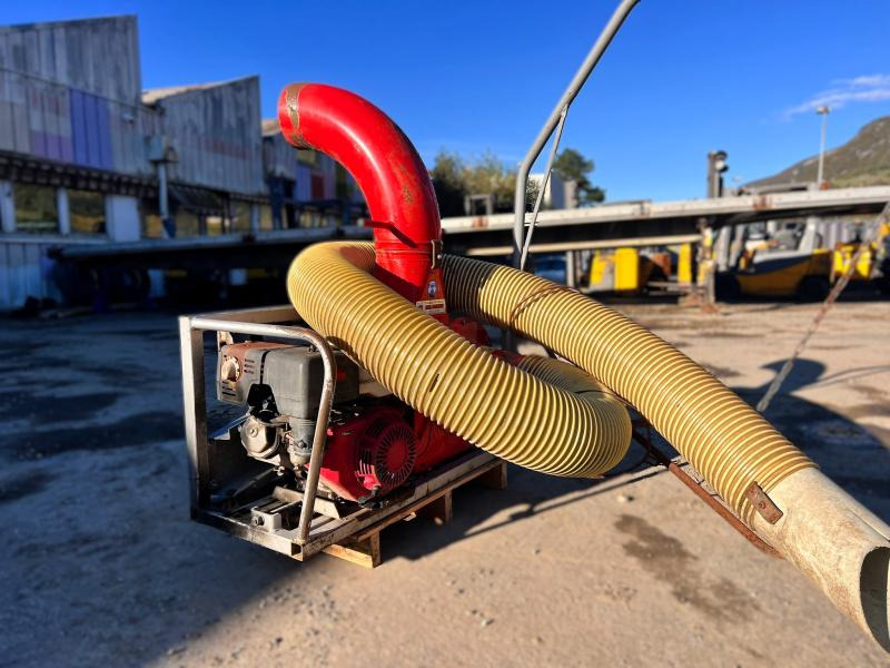 ASPIRATEUR A FEUILLE MOTORISÉ SUR BERCE (NET TVA) - Penyedot debu industri: gambar 4 ASPIRATEUR A FEUILLE MOTORISÉ SUR BERCE (NET TVA) - Penyedot debu industri: gambar 4