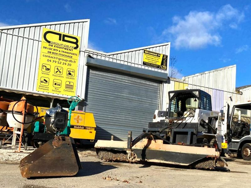 BOBCAT S100 mini chargeuse sur pneu (AVEC ACCESSOIRES) - Skid steer: gambar 1 BOBCAT S100 mini chargeuse sur pneu (AVEC ACCESSOIRES) - Skid steer: gambar 1