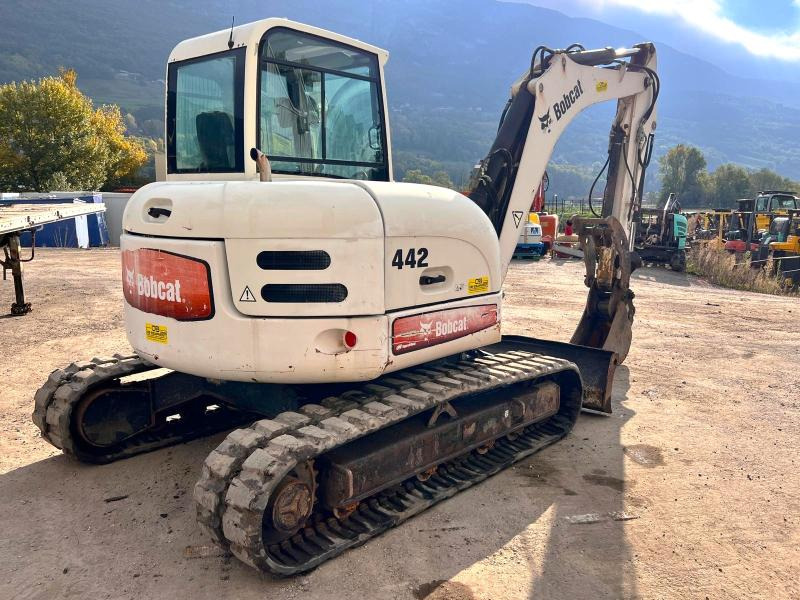 Bobcat 442B Pelle 7,5T avec pouce hydraulique - Ekskavator perayap: gambar 5 Bobcat 442B Pelle 7,5T avec pouce hydraulique - Ekskavator perayap: gambar 5