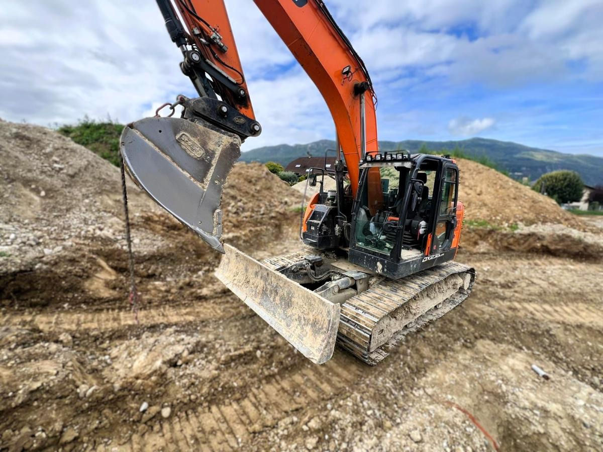 Doosan DX235 LCR-5 PELLE A CHENILLES 26T - Ekskavator perayap: gambar 3 Doosan DX235 LCR-5 PELLE A CHENILLES 26T - Ekskavator perayap: gambar 3