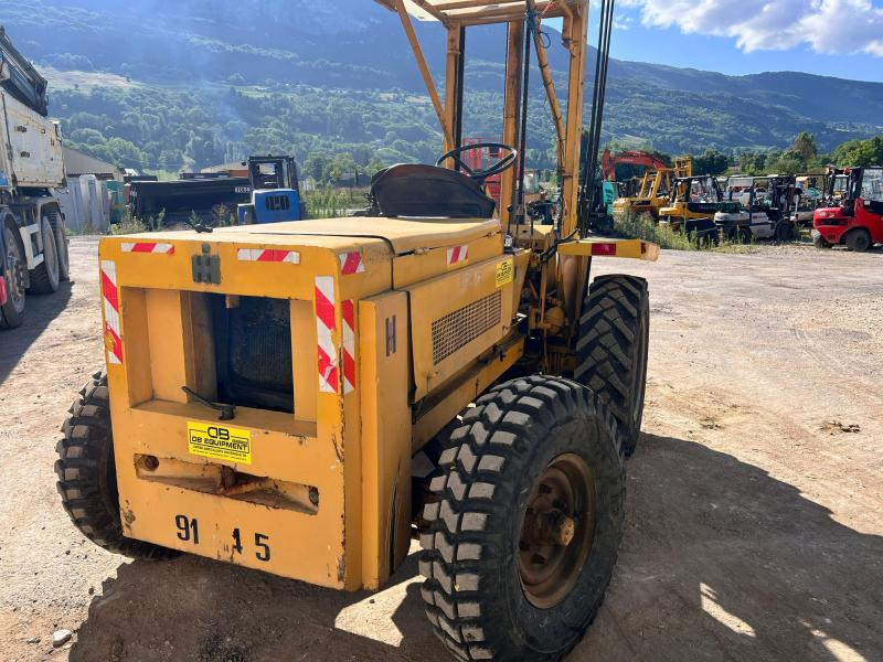 INTERNATIONAL IH 2525 CHARIOT ELEVATEUR 2,5T 3,6m - Forklift diesel: gambar 4 INTERNATIONAL IH 2525 CHARIOT ELEVATEUR 2,5T 3,6m - Forklift diesel: gambar 4