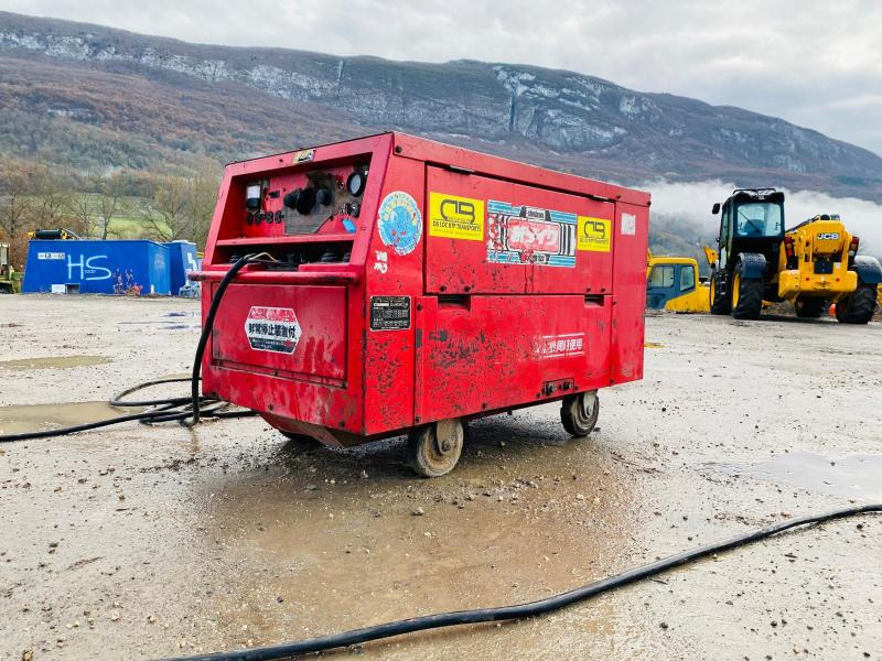 Ekskavator mini KOBELCO Mini pelle électrique SK007: gambar 14 Ekskavator mini KOBELCO Mini pelle électrique SK007: gambar 14