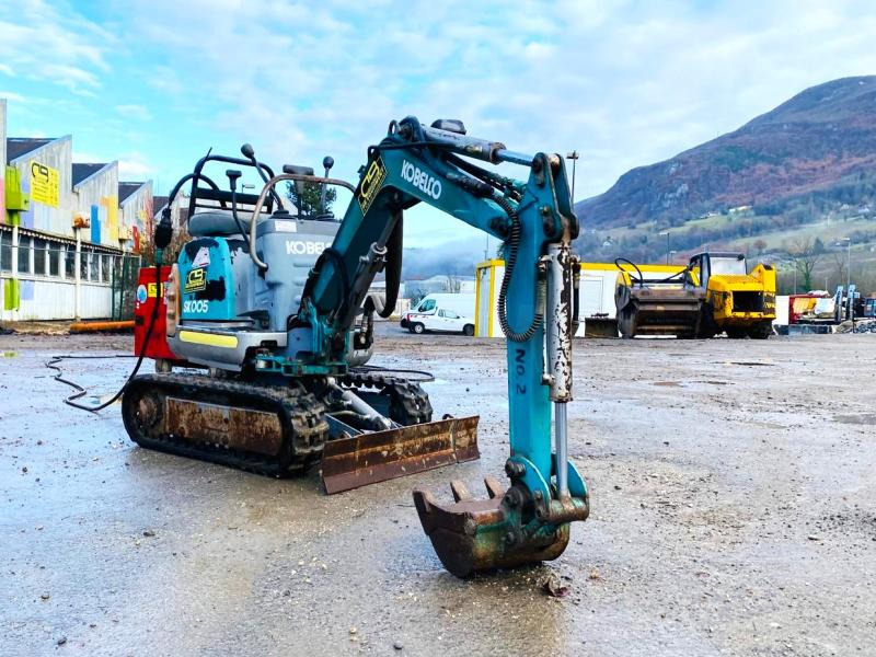 Ekskavator mini KOBELCO Mini pelle électrique SK007: gambar 6 Ekskavator mini KOBELCO Mini pelle électrique SK007: gambar 6