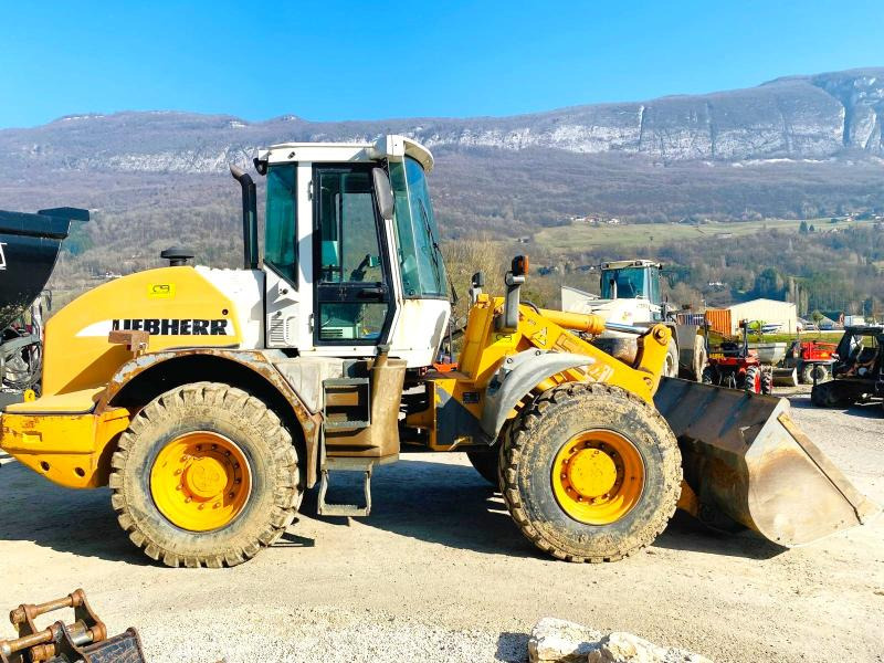 LIEBHERR Chargeuse L524 10T - Wheel loader: gambar 5 LIEBHERR Chargeuse L524 10T - Wheel loader: gambar 5
