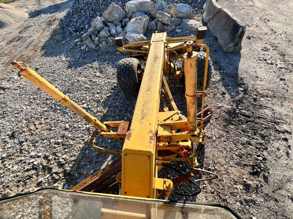 Mbu G50A NIVELEUSE 7T - Grader: gambar 4 Mbu G50A NIVELEUSE 7T - Grader: gambar 4