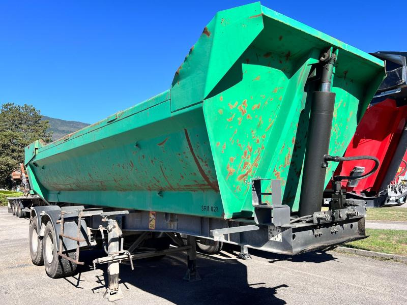 Metaco SD233 - Semi-trailer jungkit: gambar 2 Metaco SD233 - Semi-trailer jungkit: gambar 2