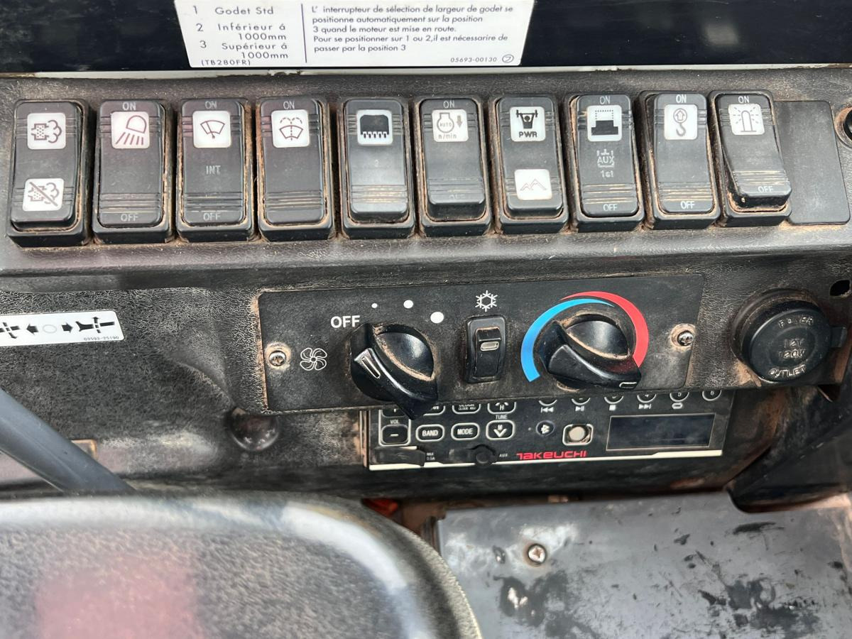 Ekskavator perayap Takeuchi TB280FR pelle à chenille 8T: gambar 14 Ekskavator perayap Takeuchi TB280FR pelle à chenille 8T: gambar 14