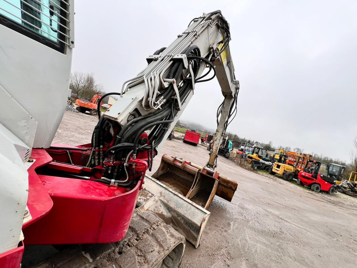 Ekskavator perayap Takeuchi TB280FR pelle à chenille 8T: gambar 8 Ekskavator perayap Takeuchi TB280FR pelle à chenille 8T: gambar 8