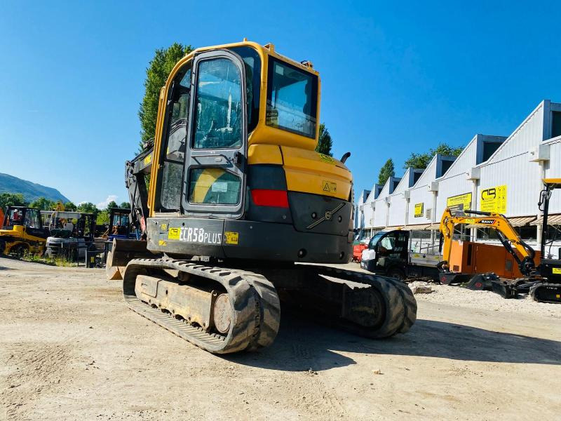 VOLVO ECR58 MINI PELLE 6.4T - Ekskavator mini: gambar 4 VOLVO ECR58 MINI PELLE 6.4T - Ekskavator mini: gambar 4