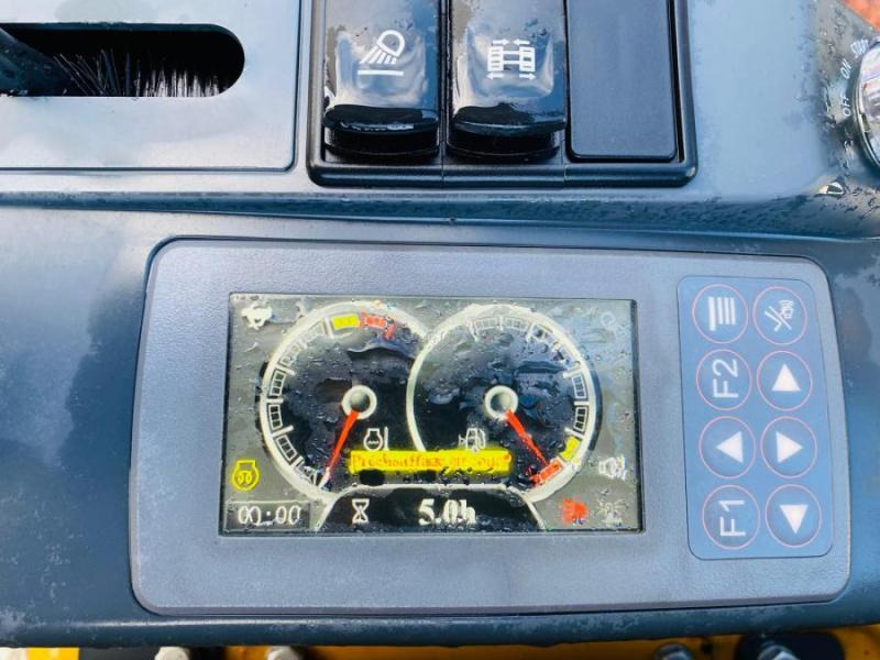 Ekskavator mini baru XCMG XE19E Mini pelle (NEUVE): gambar 16