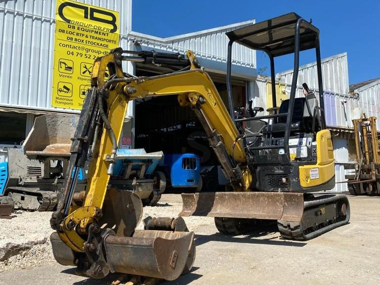 YANMAR Mini pelle VIO17 1.7T - Ekskavator mini: gambar 1 YANMAR Mini pelle VIO17 1.7T - Ekskavator mini: gambar 1